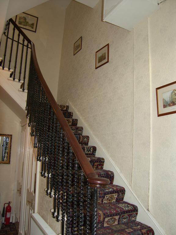 Regis Guest House Edinburgh Exterior photo